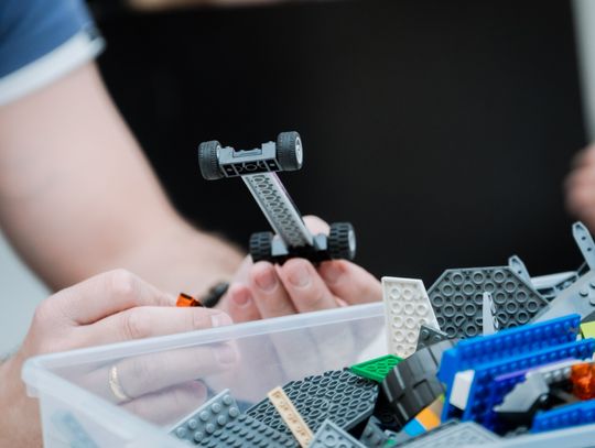 Twórcze warsztaty LEGO w Kamienicy Deskurów (zdjęcia)