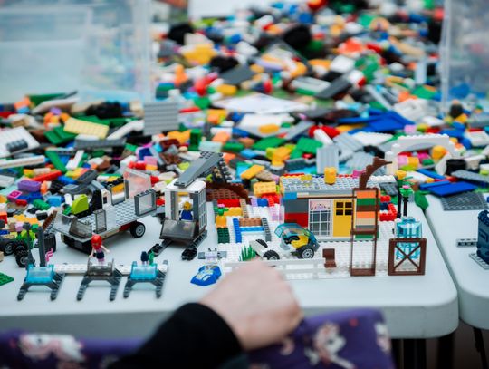 Twórcze warsztaty LEGO w Kamienicy Deskurów (zdjęcia)