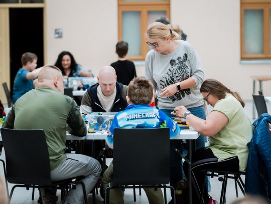 Twórcze warsztaty LEGO w Kamienicy Deskurów (zdjęcia)