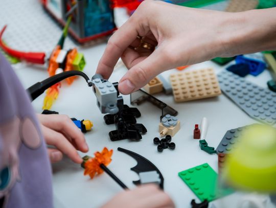 Twórcze warsztaty LEGO w Kamienicy Deskurów (zdjęcia)
