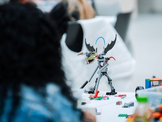 Twórcze warsztaty LEGO w Kamienicy Deskurów (zdjęcia)