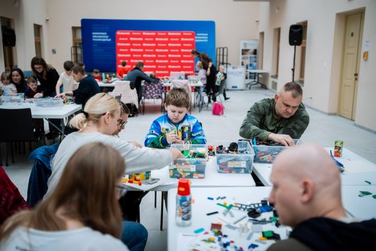 Twórcze warsztaty LEGO w Kamienicy Deskurów (zdjęcia)