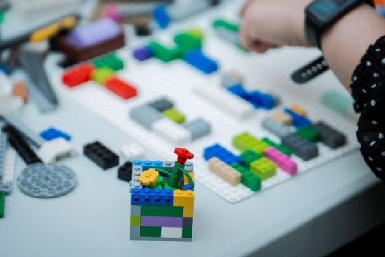 Twórcze warsztaty LEGO w Kamienicy Deskurów (zdjęcia)