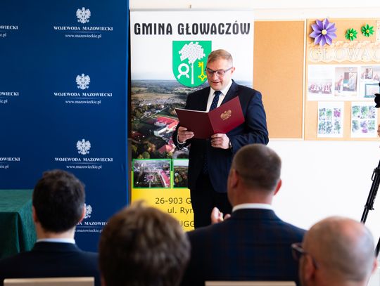 Podpisanie umów na drogi lokalne w ramach Rządowego Funduszu Rozwoju Dróg (zdjęcia)