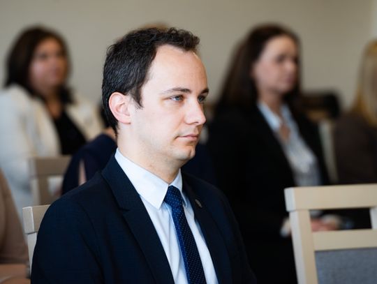 Podpisanie umów na drogi lokalne w ramach Rządowego Funduszu Rozwoju Dróg (zdjęcia)