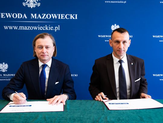 Podpisanie umów na drogi lokalne w ramach Rządowego Funduszu Rozwoju Dróg (zdjęcia)