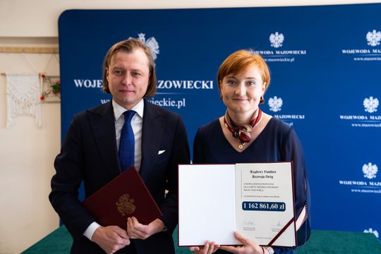 Podpisanie umów na drogi lokalne w ramach Rządowego Funduszu Rozwoju Dróg (zdjęcia)