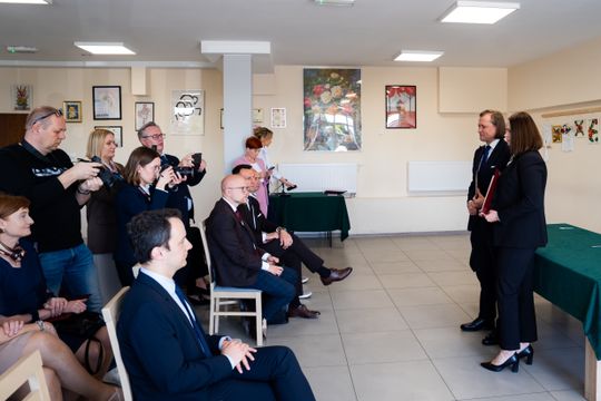 Podpisanie umów na drogi lokalne w ramach Rządowego Funduszu Rozwoju Dróg (zdjęcia)