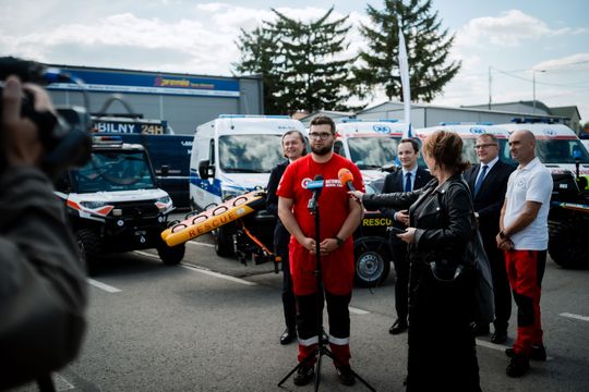 Przekazanie sprzętu ratunkowego dla ŚLWOPR (zdjęcia) Przekazanie sprzętu ratunkowego dla ŚLWOPR (zdjęcia)