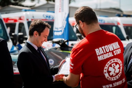 Przekazanie sprzętu ratunkowego dla ŚLWOPR (zdjęcia) Przekazanie sprzętu ratunkowego dla ŚLWOPR (zdjęcia)