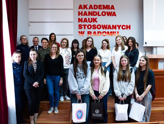 Dzień bezpieczeństwa w AHNS (zdjęcia)