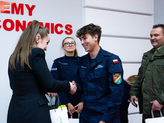 Dzień bezpieczeństwa w AHNS (zdjęcia)