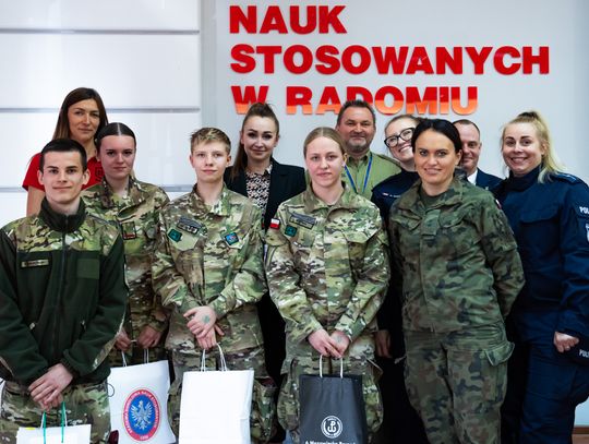 Dzień bezpieczeństwa w AHNS (zdjęcia)