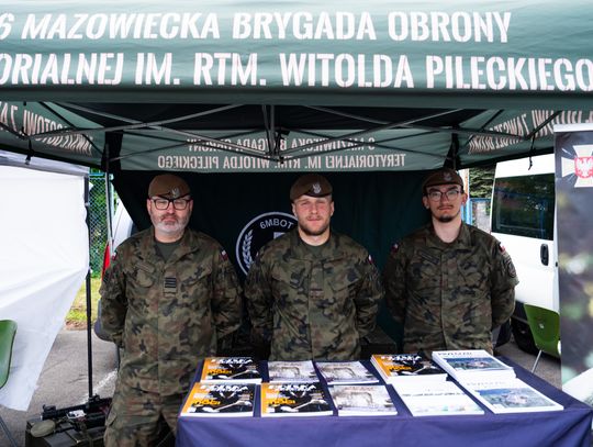 Mundurowe targi pracy w PUP Radom (zdjęcia)