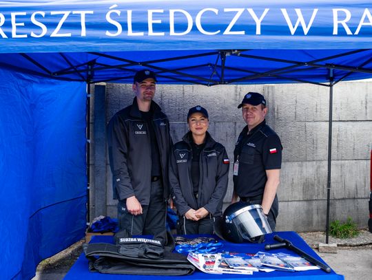 Mundurowe targi pracy w PUP Radom (zdjęcia)