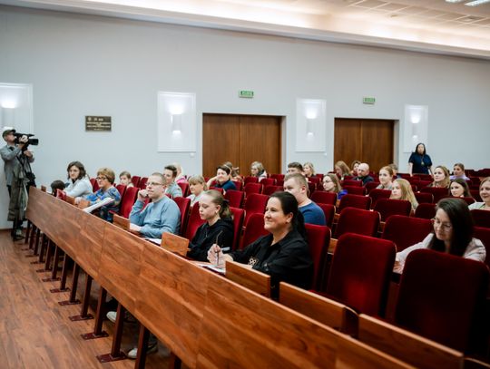 XVII Konkurs o tytuł Radomskiego Mistrza Polskiej Ortografii (zdjęcia)