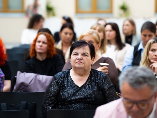 IV Konferencja SOSW z cyklu „Edukacja i rozwój” w Kamienicy Deskurów (zdjęcia)
