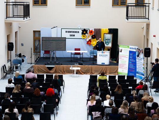 IV Konferencja SOSW z cyklu „Edukacja i rozwój” w Kamienicy Deskurów (zdjęcia)