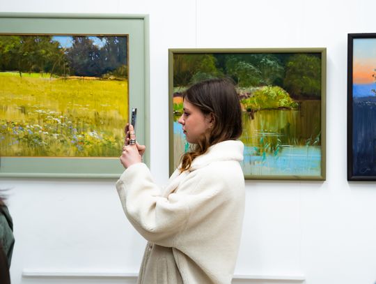 Wernisaż wystawy Jana Wołka "Bez tytułu" w Galerii Rogatka (zdjęcia)