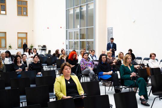 IV Konferencja SOSW z cyklu „Edukacja i rozwój” w Kamienicy Deskurów (zdjęcia)