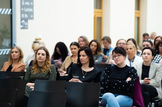IV Konferencja SOSW z cyklu „Edukacja i rozwój” w Kamienicy Deskurów (zdjęcia)