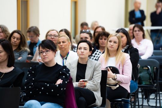 IV Konferencja SOSW z cyklu „Edukacja i rozwój” w Kamienicy Deskurów (zdjęcia)