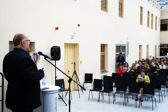 IV Konferencja SOSW z cyklu „Edukacja i rozwój” w Kamienicy Deskurów (zdjęcia)