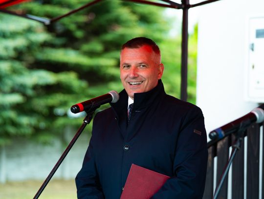 Przekazanie wozu strażackiego dla OSP Wola Korzeniowa (zdjęcia)