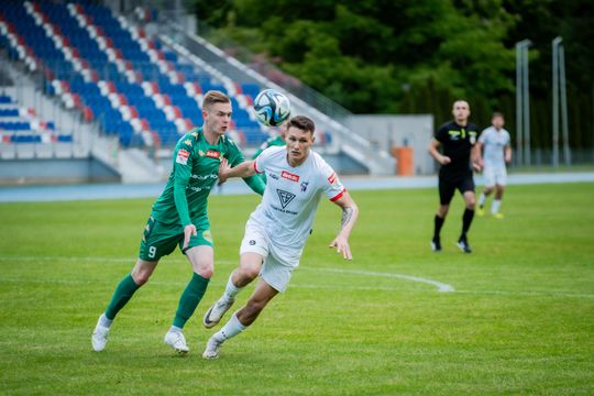 Broń Radom - Warta Sieradz (zdjęcia)