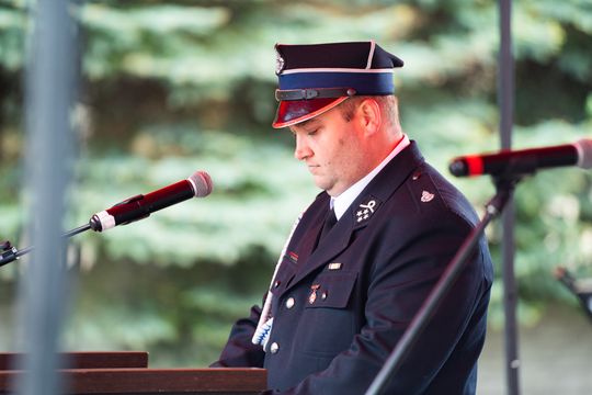 Przekazanie wozu strażackiego dla OSP Wola Korzeniowa (zdjęcia)