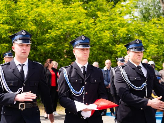 Otwarcie strażnicy oraz przekazanie sprzętu dla OSP w Janikowie (zdjęcia)