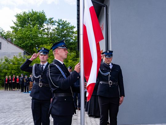 Otwarcie strażnicy oraz przekazanie sprzętu dla OSP w Janikowie (zdjęcia)
