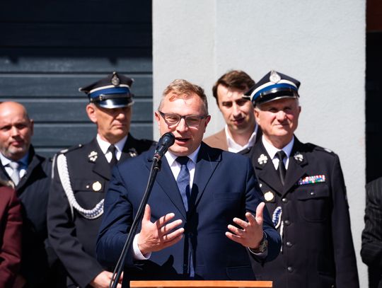 Otwarcie strażnicy oraz przekazanie sprzętu dla OSP w Janikowie (zdjęcia)