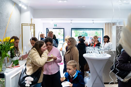 Otwarcie salonu Naori Teraphy w Radomiu (zdjęcia) Otwarcie salonu Naori Teraphy w Radomiu (zdjęcia)