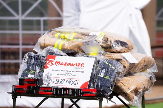 Otwarcie strażnicy oraz przekazanie sprzętu dla OSP w Janikowie (zdjęcia)