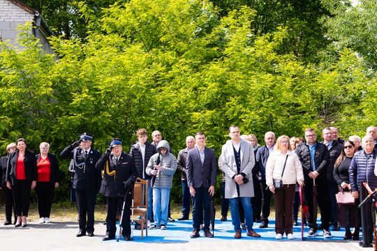 Otwarcie strażnicy oraz przekazanie sprzętu dla OSP w Janikowie (zdjęcia)