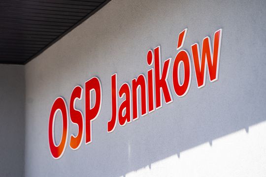 Otwarcie strażnicy oraz przekazanie sprzętu dla OSP w Janikowie (zdjęcia)