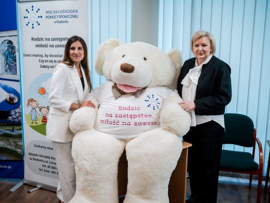 Pierwsze Ogólnomiejskie Spotkanie z Radomską Pieczą Zastępczą - konferencja (zdjęcia)