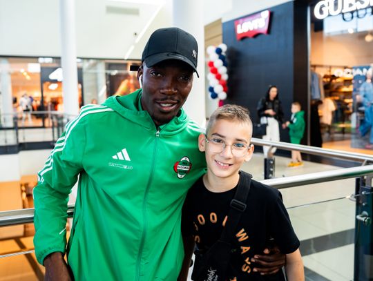 Spotkanie piłkarzy Radomiaka z kibicami w Galerii Słonecznej (zdjęcia)