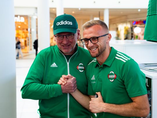 Spotkanie piłkarzy Radomiaka z kibicami w Galerii Słonecznej (zdjęcia)