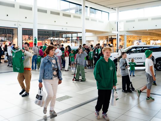 Spotkanie piłkarzy Radomiaka z kibicami w Galerii Słonecznej (zdjęcia)