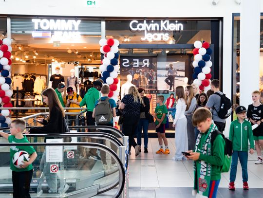 Spotkanie piłkarzy Radomiaka z kibicami w Galerii Słonecznej (zdjęcia)