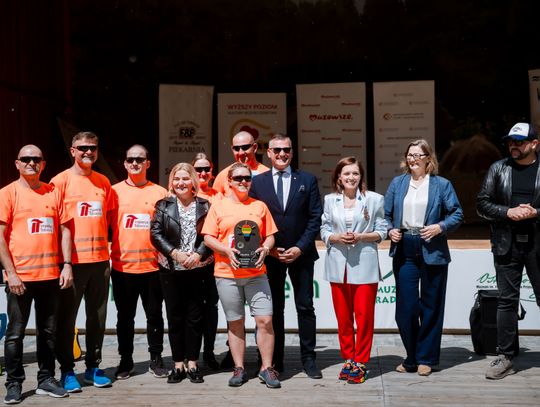 Wręczenie pucharów Mistrzostwa Pierwszej Pomocy (zdjęcia)