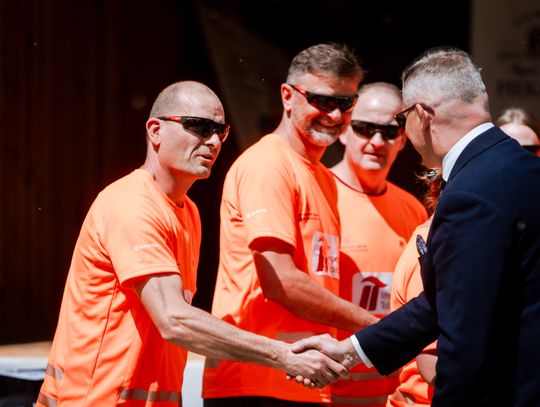 Wręczenie pucharów Mistrzostwa Pierwszej Pomocy (zdjęcia)