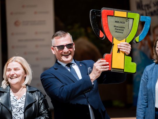 Wręczenie pucharów Mistrzostwa Pierwszej Pomocy (zdjęcia)