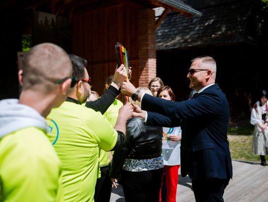 Wręczenie pucharów Mistrzostwa Pierwszej Pomocy (zdjęcia)