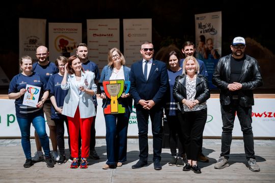Wręczenie pucharów Mistrzostwa Pierwszej Pomocy (zdjęcia)