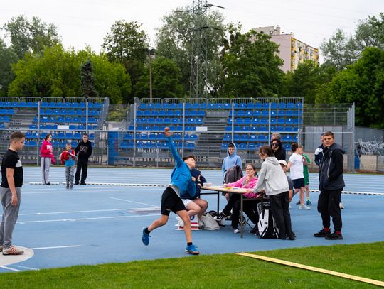 Lekkoatletyczne czwartki na MOSiRZE (zdjęcia)