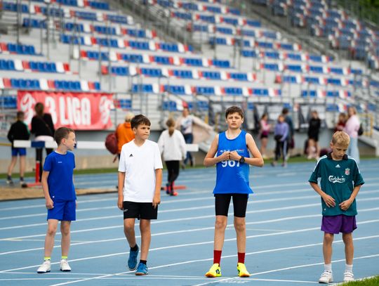 Lekkoatletyczne czwartki na MOSiRZE (zdjęcia)