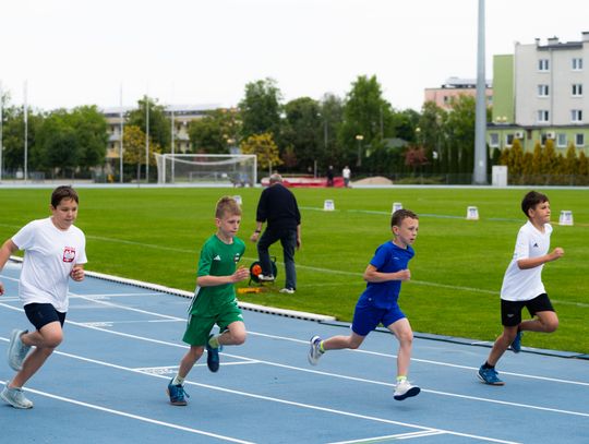 Lekkoatletyczne czwartki na MOSiRZE (zdjęcia)